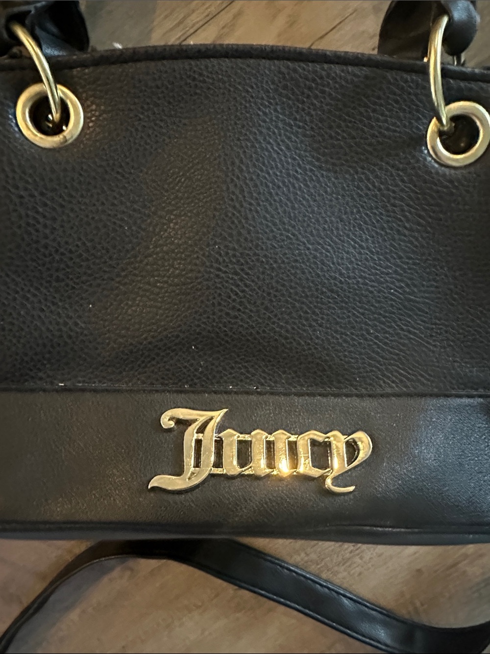 Vintage - Juicy Couture Black Pebbled Crossbody Satchel with Gold Logo - Picture 2 of 7